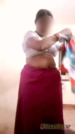 Desi Indian Tamil BBW Wife Latha Nude Body Show Big Boobs Ass Hairy Pussy Saree Tease