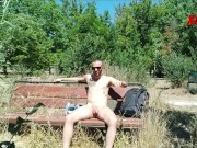 Me pajeo en un parque público, espera al final