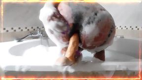 un jacuzzi y un lavado de concha profundo , con quien va a ser ?? con perla lopez