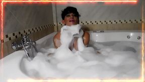 un jacuzzi y un lavado de concha profundo , con quien va a ser ?? con perla lopez