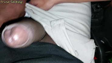 Ofereci carona para a gostosa que tava andando sozinha na rua, e ela transou comigo por gratidão;