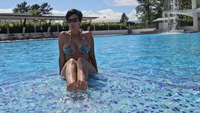 Foot Soles paradise in the pool by Milah Arches