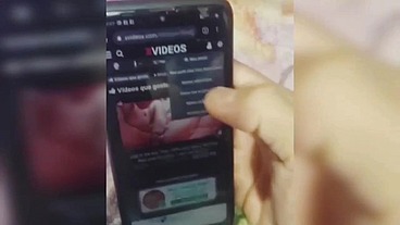 Novinha linda sendo fudida por homem mais velho