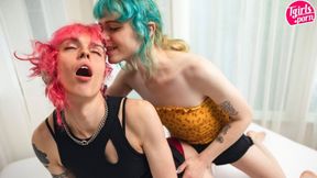 TGIRLS.PORN: Poppy &amp; Sierra Bee Top Each Other