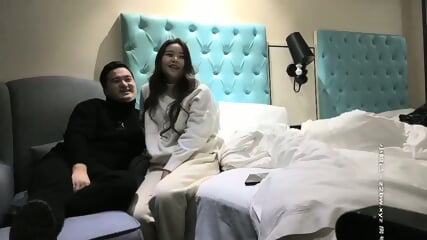 Beautiful Chinese escort 283