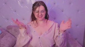 Julia Milky Private Show