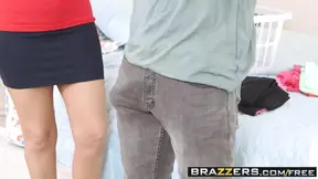 Hot - Mommy Got Boobs - Elexis Monroe and Sean Lawless