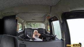 Chuck Loads - Blonde-haired Mature With Glasses Gets Fucked In The Taxi