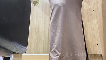 Mallu wife Trying Sexy Outfits & Fingering, Mastrubating in the mall trial room, Malappuram, Kerala