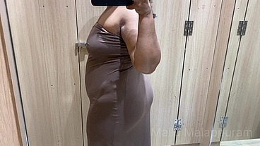 Mallu wife Trying Sexy Outfits & Fingering, Mastrubating in the mall trial room, Malappuram, Kerala