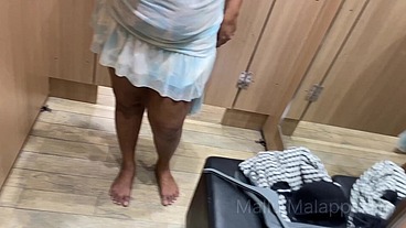Mallu wife Trying Sexy Outfits & Fingering, Mastrubating in the mall trial room, Malappuram, Kerala