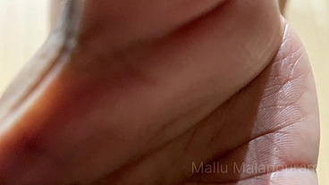 Mallu wife Trying Sexy Outfits & Fingering, Mastrubating in the mall trial room, Malappuram, Kerala