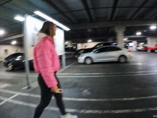 Gal Sucking Cock Stranger in Car / Sucked All The Cum