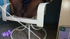 four fingers masturbation makes my pussy wet