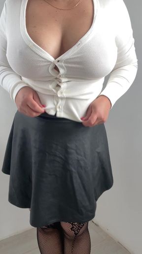Hot milf secretary shows her tits