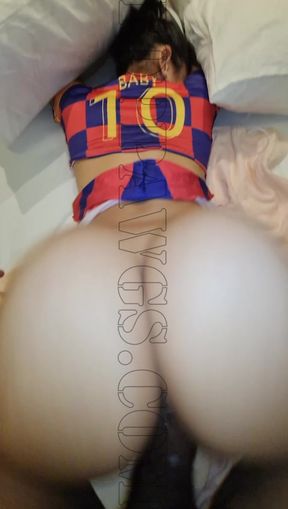 Big ass malaysian cheerleader doggystyle POV