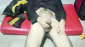 Tucacheritocacheron - Who wants to sit down? Text me