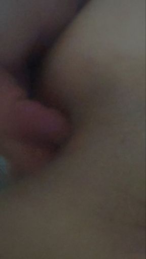 fingering x spanks for my butt :3