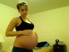 Pregnnt Tori Taylor Blue Shorts