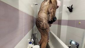 Hot MILF gives husband erotic massage before bedroom sex