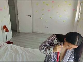 Screwing a hawt stepmother in missionary position below the couch