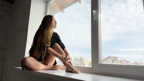 Window-Watching Masturbation: Luring Strangers With Sex