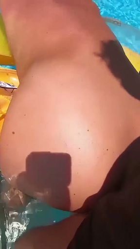 PUBLIC! STRANGER FUCKS ME IN THE MIDDLE OF THE HOTEL POOL!   Clip 1