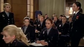 SENORITAS EN UNIFORME (1976)