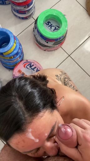 I Ate My Employee in the Store&#039;s Stock