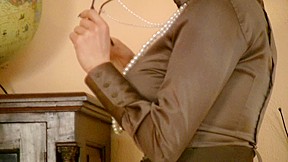 Trinity-Productions: Miss Elaine Brown Satin