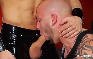 Two beefy hunks eat one anothers ass