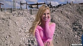 Blondie Kenzie Reeves gets lost and fucked hard at a construction site