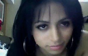 Butty ts doll webcam solo