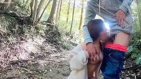 Stranger meeting innocent Japanese MILF in forest and fucked outdoor!