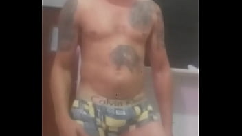 Olha o tamanho da anaconda aqui pra voce