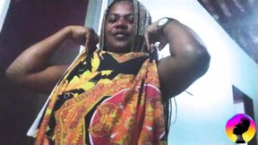 African milf in morning masturbation