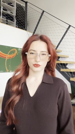 Dominant redhead dominates in censored redgifs session