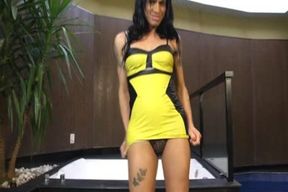 Strongly Lubricated Up Gig With Isabella Cruz