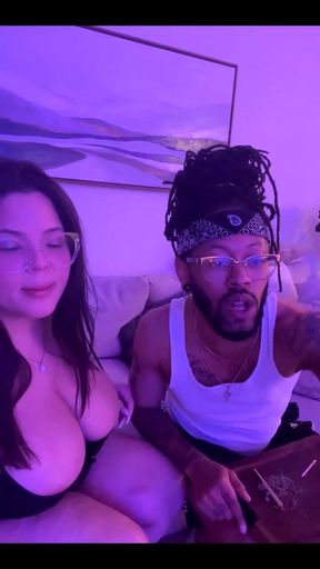 Live Stream with Dani Valentina