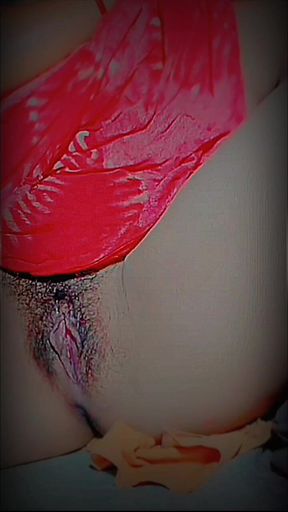 Beautiful Solo Girl Masterbating