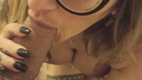This video is a super simple blowjob and cowgirl, 100% amateur for those who love things raw and unprofessional