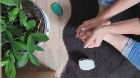 Lorena loves foot massage