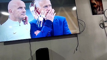 DIOS MIO GRACIAS QUE SUERTE !!! ESTRENO A MI AMIGA Y Tuvo Que PAGAR PENITENCIA SEXUAL Por APUESTA En La FINAL. Y LO MEJOR SE DEJO GRABAR !!!