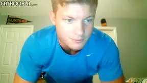 Blonde Hunk JERKS OFF Intensely While MOANING LOUDLY – GayHoopla 18+