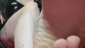 DINNER IS SERVE FOOT JOI