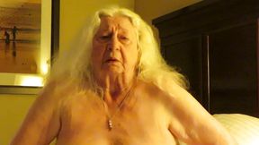 Sexy granny you like to ????fuck