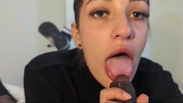 Shy slut edges BBC until explosion!