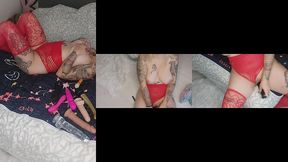 la fille de la mere noel s amuse avec tous ses joujoux et elle a adore ca