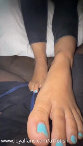 LadySlatt face me footjob hj & reverse