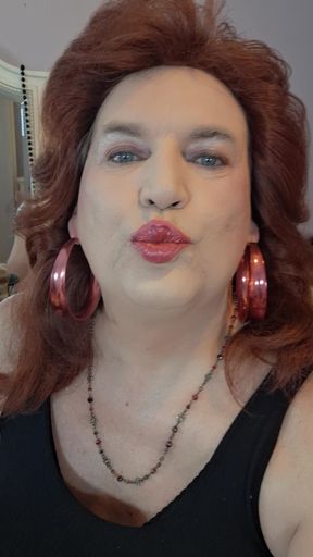 My soft lips need kisses!